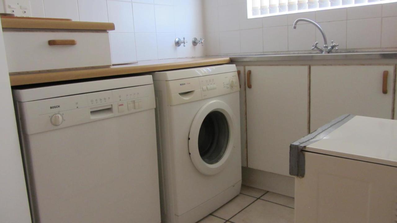 Swem Jannie Apartment Struisbaai Exterior foto